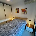 Palm Grove House Con Terrazzo E Box Privato 公寓