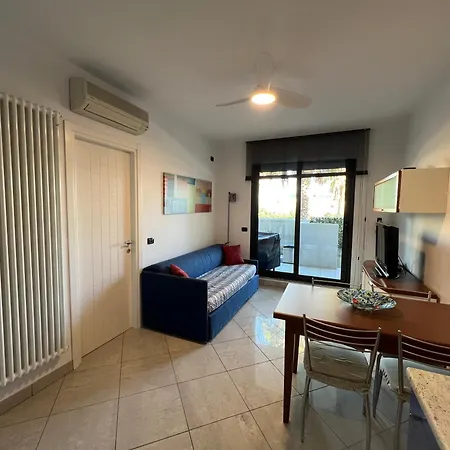 Palm Grove House Con Terrazzo E Box Privato *