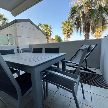 Palm Grove House Con Terrazzo E Box Privato ロアーノ